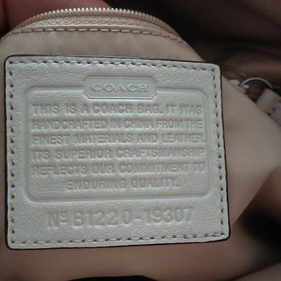 Coach   - Picture 6 of 9